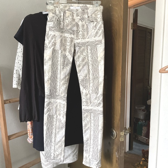 7 FOR ALL MANKIND snake/python print jeans - Picture 16 of 16